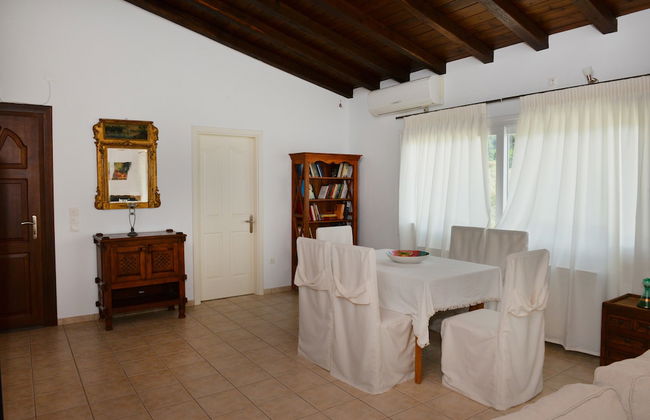 Orestis Suites - Photo 14