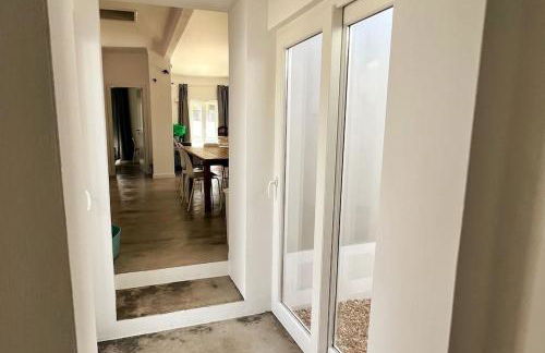 New Beach House near main street close PraiaGrande - Foto 17