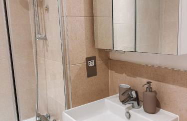 Cozy Streatham Retreat with FREE parking - Foto 31