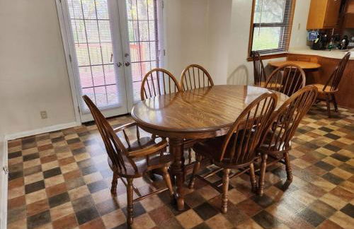 Spacious 4-bedroom home in quiet neighborhood - Foto 21