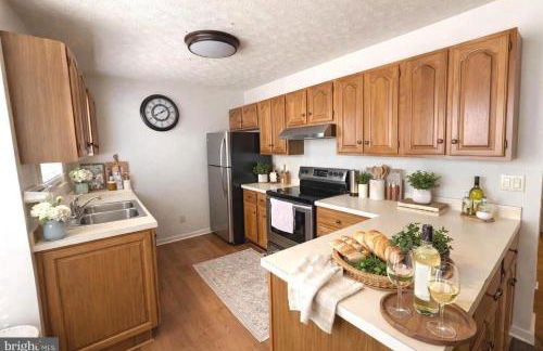 Spacious 6Bed Woodland Retreat with Movie Room & Deck - Foto 4