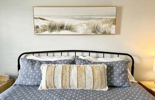 The Annabelle-- Bright 4 Bedroom Home, Heated Pool - Foto 40