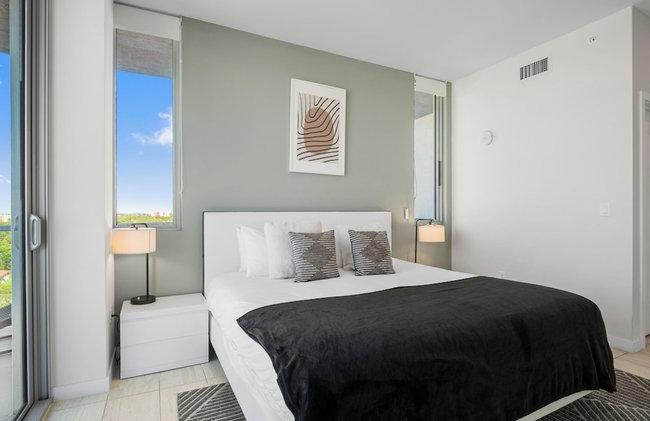 Poolside District Condo - We Host - Foto 14