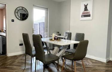 Modern and spacious house with Hot Tub - Foto 7