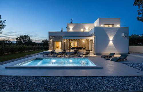 Villa Zanetta pet friendly near Poreč for 6 people with sea view & private pool - Foto 9