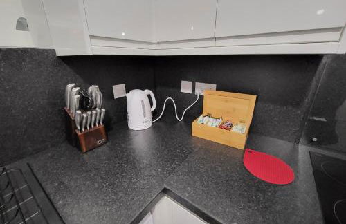 Garland Modern 2 Bedroom Apartment With Parking London - Foto 16