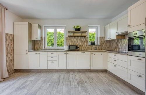 Villa LUMARE AQUA - Pool, Jacuzzi & Garden - Foto 31