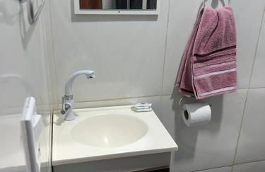 Aconchego Amazônico: Seu Espaço na Cidade Selvagem - Foto 17