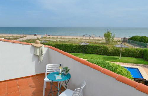 Bonita stay B Beach 1ªlínea, fibra, AA, BBQ, pool - Foto 1