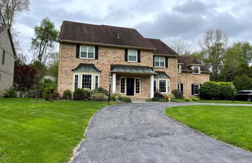 Luxury 5BR Estate: Media Room & Golf | Sleeps 14 - Foto 2