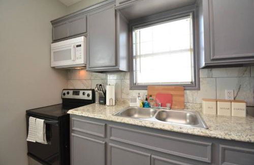 SuperValue Suite #9 @ East End Revitalized - Foto 19