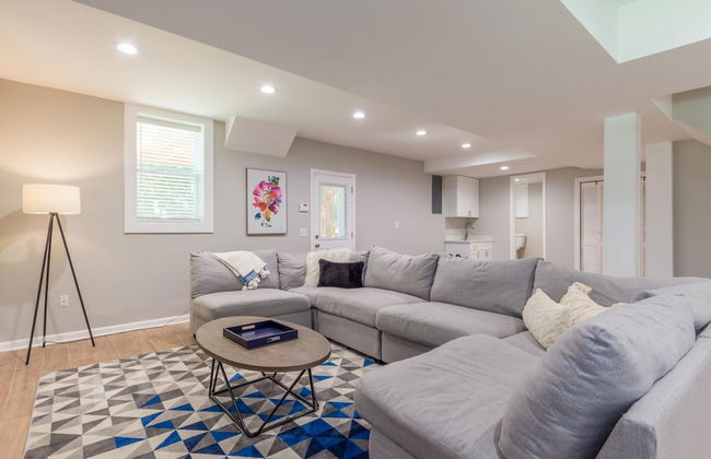 Beautiful Large Newly Renovated 5 Bedroom House - Foto 53