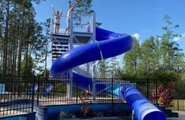 Lakefront Mansion on 10 Acres - Sleeps 15-45 - Foto 70