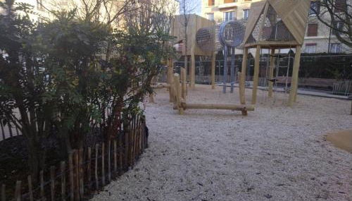 Appartement familiale face à un square arboré - Foto 2