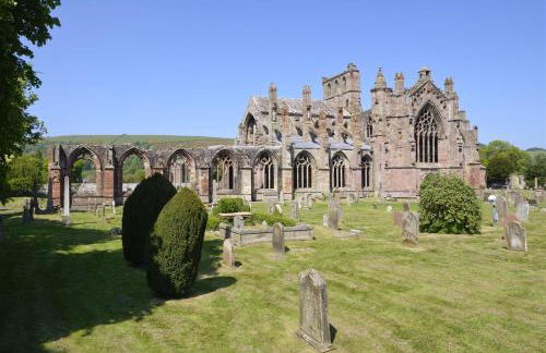 The TEVIOT in the centre of Melrose - Foto 16