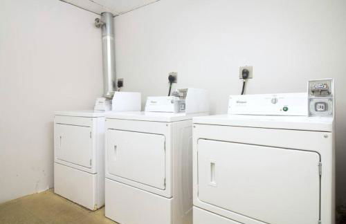 Centrally Located Loft Walk Anywhere Pets OK - Foto 8