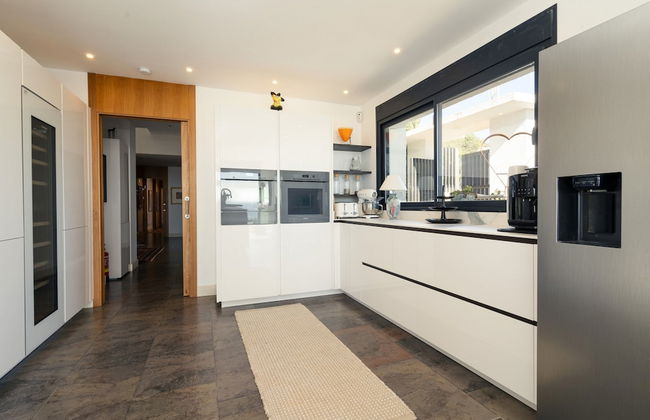 Lavish Villa With Private Pool - Foto 17