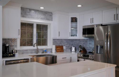 Hood Canal Escape- upscale meets the rocky shores! - Foto 8