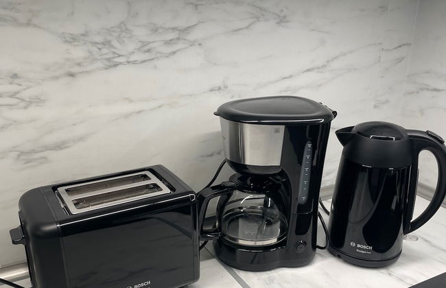 Sunny Seaview Modern apt - Pool and Beach Access - Foto 10