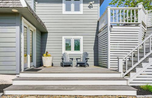 Elegant Gloucester Beach Getaway with Ocean Views! - Foto 30