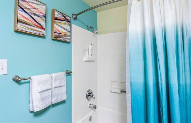 Loft Living in the Trendy Warehouse District - Foto 7