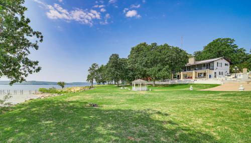 Lakefront Eufaula Escape with Dock and Private Beach! - Foto 2