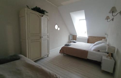 Big Townhouse In Paray Le Monial For 25 People - Foto 18