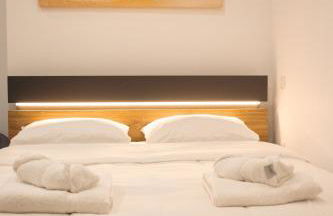 Emily Apartments 2 - Photo 25