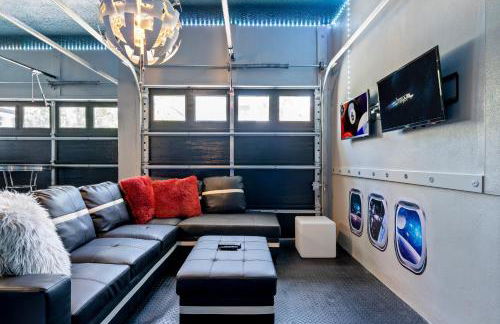 Boutique Luxury Home, Private Pool Close to Disney REU101 - Foto 43