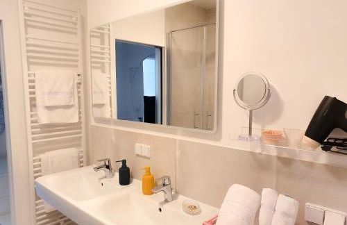 PB Ferienwohnungen - FeWo 6 - Stilvoll eingerichtetes Apartment im Herzen Senftenbergs - Foto 9