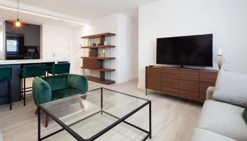 Espectacular piso en Nervión - Foto 5