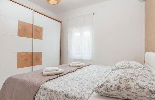 Luxury Villa Kristina with Heated Pool near Omis for 12 Guests - Foto 29