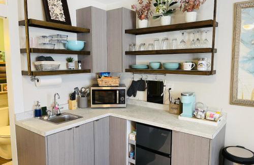 Coastal Chic Suite with Kitchenette and Private Entrance - Foto 2