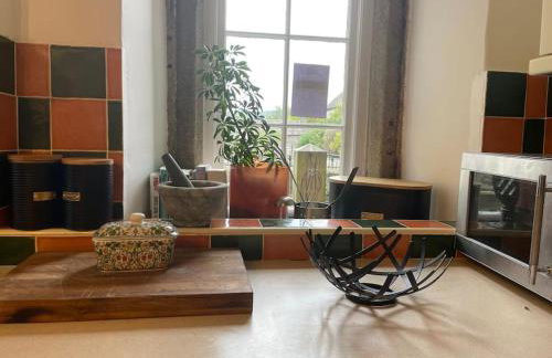 Beautiful listed 3 bedroom cottage with wood burner - Foto 16