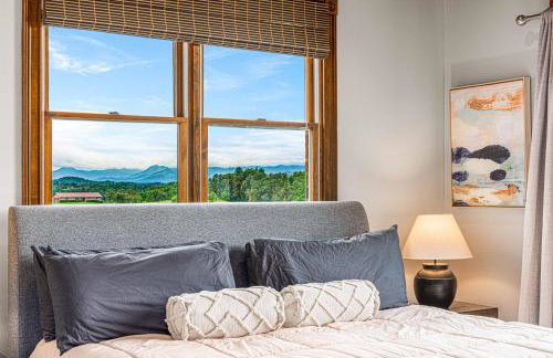 Luxury Getaway Home with Panoramic Views, Pool & Hot Tub! - Foto 25