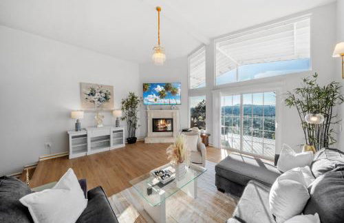 Entire Private Home with 4 Bedrooms 2 Bathrooms, Pool, View, 4 Parking, King Bed, Big Yard, Available Now - Foto 3