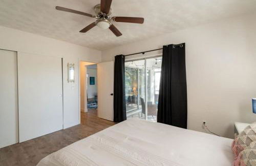 1BR Steps From Beach Heart of Cocoa Beach - Foto 12