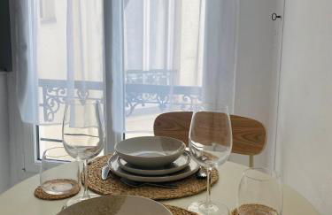 Elegant Montmartre Apartment Overlooking Paris Rooftops - Foto 16