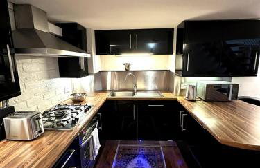 Stylish 2BR Central Edinburgh - Walk to Attraction - Foto 4