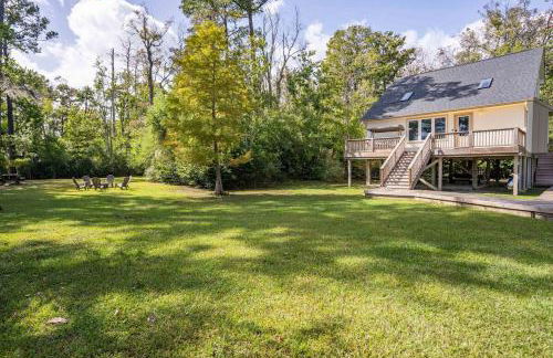 Waterfront Treehouse on the Cape Fear with Dock - Foto 19