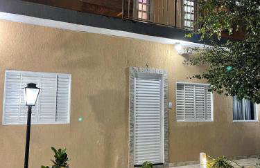 Adorável Tiny house 5, ar, cozinha completa, wifi e tv smart - Foto 25