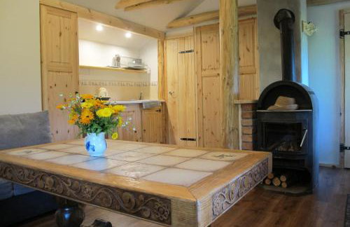 domki na leśnej polanie - Foto 9