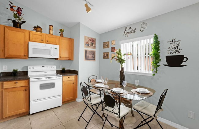 Upstay - Bungalow w Private Pool Hot Tub Lake View - Foto 14