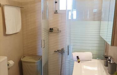 Seaview Apartment - Photo 11