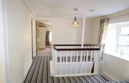 Cefn Isaf - Photo 15