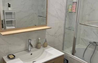 Magnifique appartement suréquipé-balcon-vu-parking - Foto 26