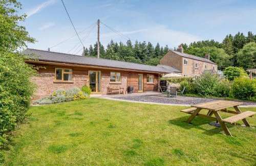 The Stable Rose Cottage - Photo 1