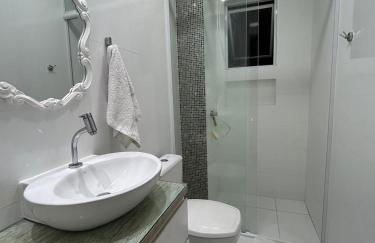 Apê Morion - bairro nobre - 3 quartos - 2 carros - Foto 2