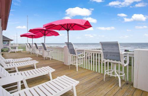 Beach Front Cottage with Beautiful Ocean Views! - Foto 1