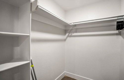 Maltby Motors 2 - Picture Perfect OG Loft near HOU - Foto 12